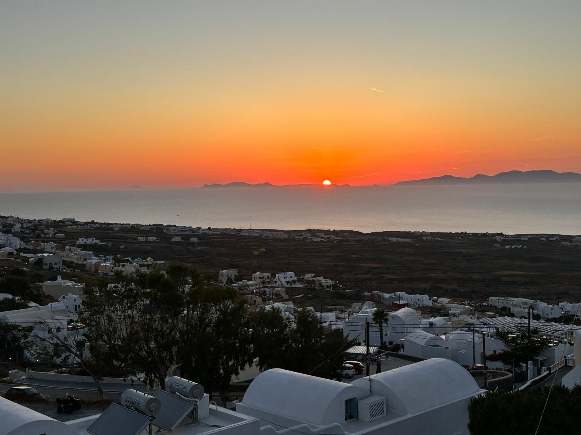 Sunset Paradise Oia ภายนอก รูปภาพ